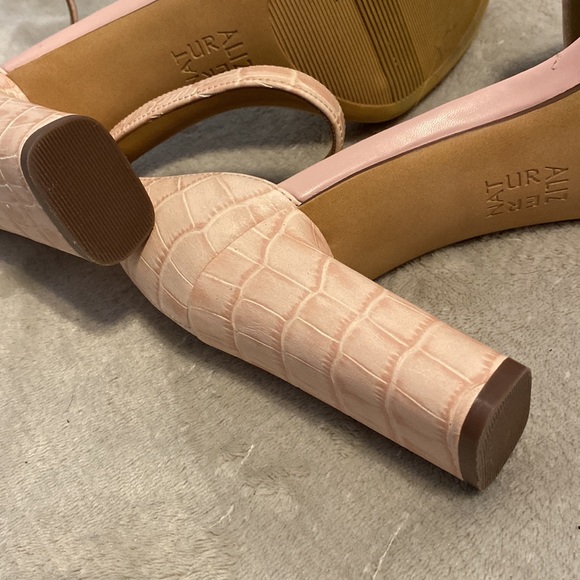 Naturalizer Joy heels - Picture 7 of 7